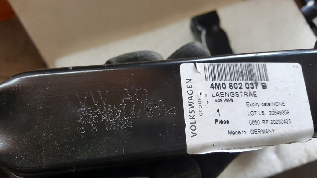 фото №8, Nowe оригінальні зона деформації перед vw audi bentley 4m0802037b 4m0802038d