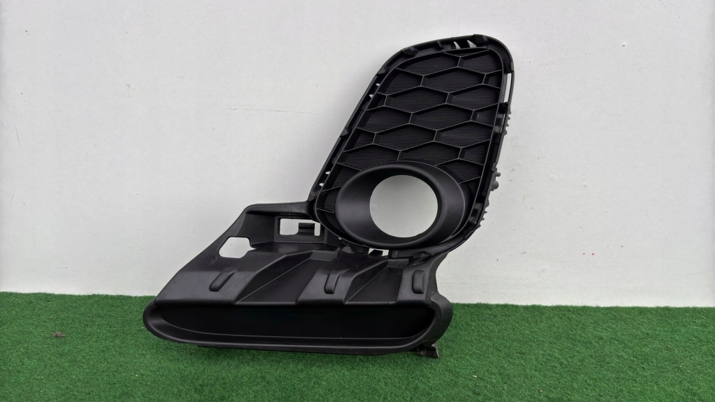 фото №1, Mazda 3 iii lift bl 11-13 rok левая решётка бампера противотуманной фары ka22/036jr