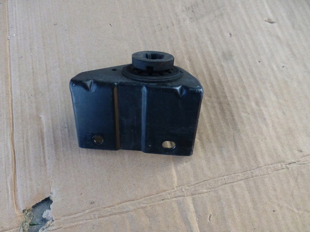 фото №1, Kia sportage iv кронштейн кронштейн інтеркулер 15-