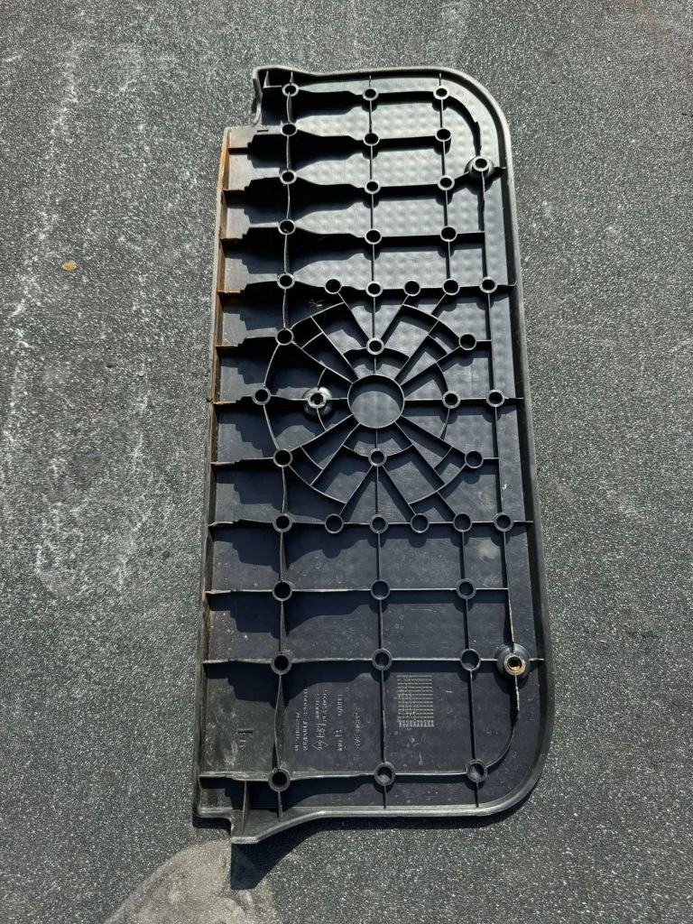 фото №2, Захист поріг підніжка правий bok renault trafic 8200041184