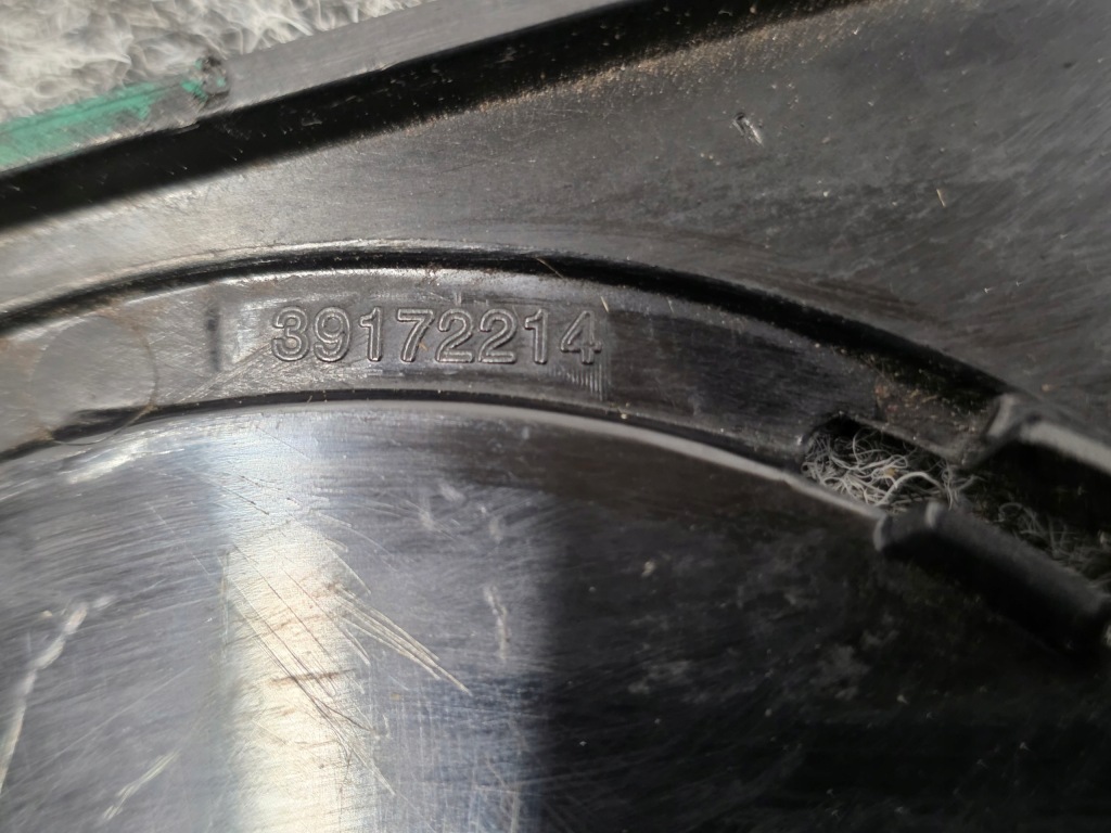 Решітка радіатора решітка радіатора opel crossland lift 39172214 Зі Шроту