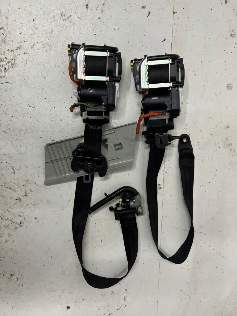 фото №1, Range rover sport l494 ремені безпеки przod2x