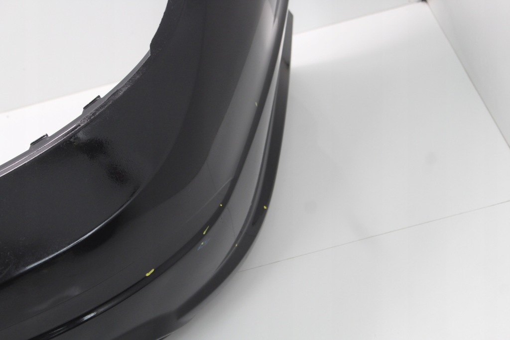 Бампер задний задний mercedes w204 07-11r 197u седан Киев