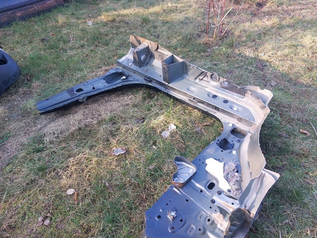 фото №7, Порог правый вырез блок двигателя peugeot 108 citroen c1 ii aygo 14-