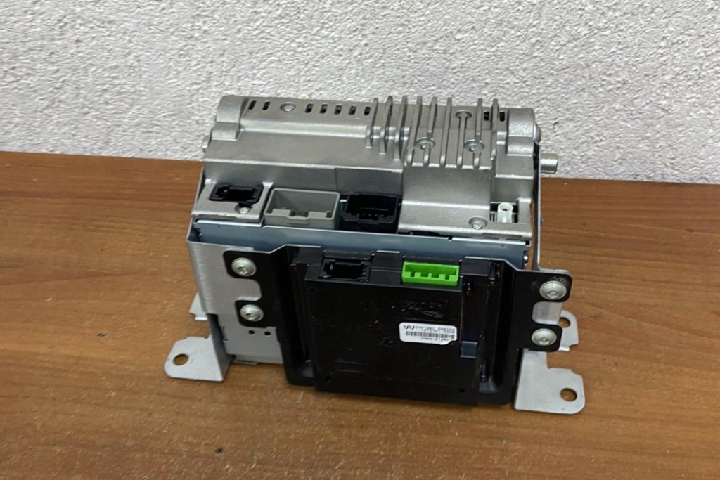 фото №9, Радио bez навигации jaguar xf x250 8x2304453ac 3.0l дизель 155kw 2009