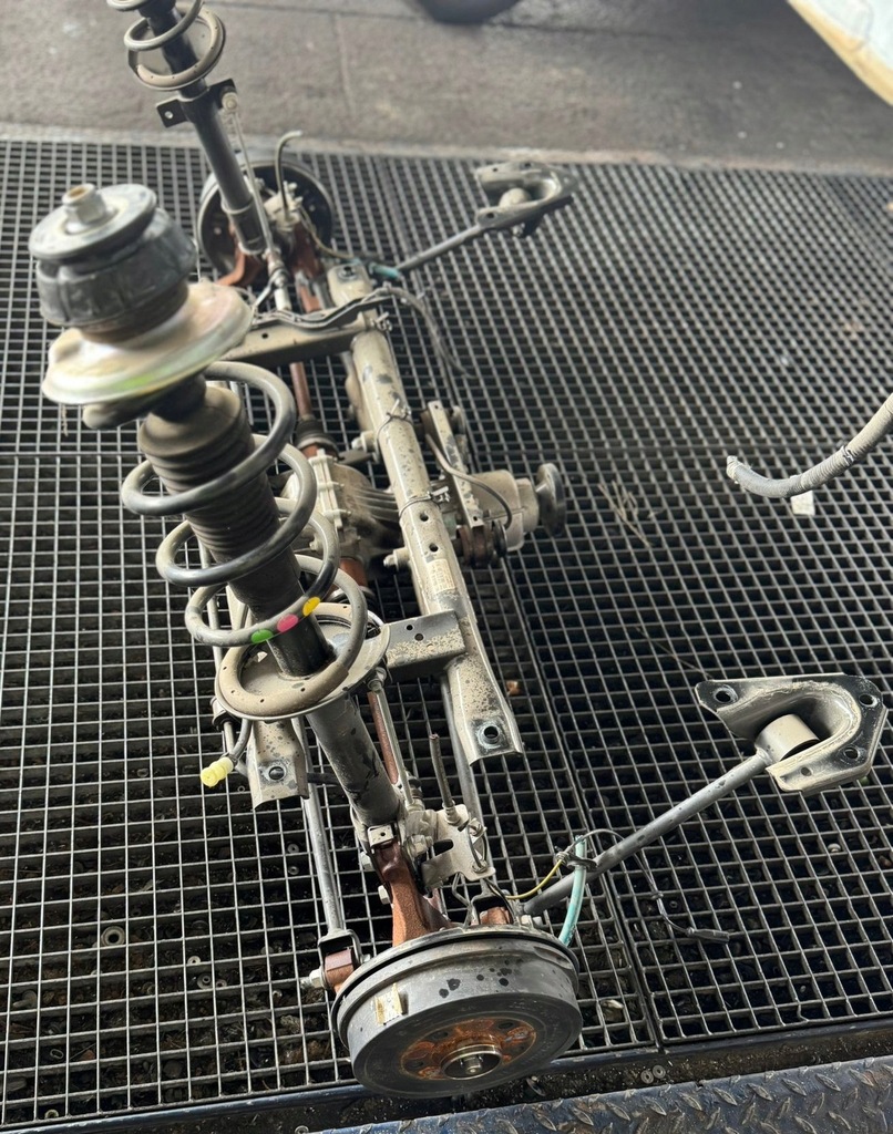 фото №8, Подрамник задние подрамник балка 554032052r 554039483r dacia duster ii 4x4 1.5 dci