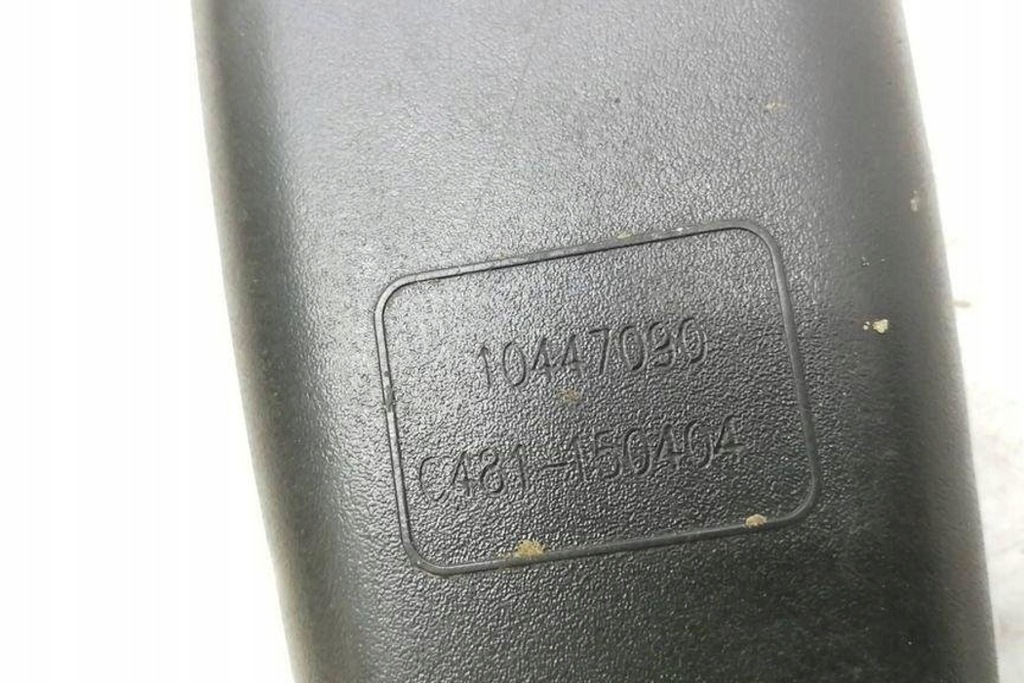 фото №7, Пряжка заднего среднего сиденья alfa romeo gt 937_ 10447090 1.9l