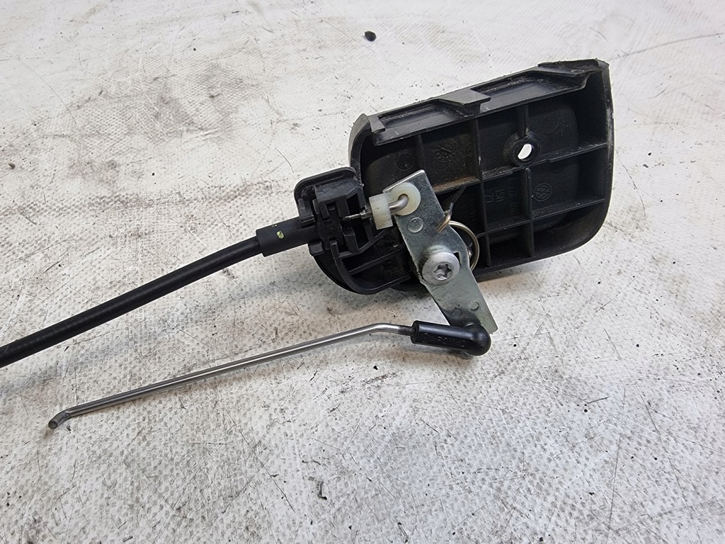 фото №6, Ручка багажника задняя оригинальный номер 2k0827185 volkswagen vw caddy iii