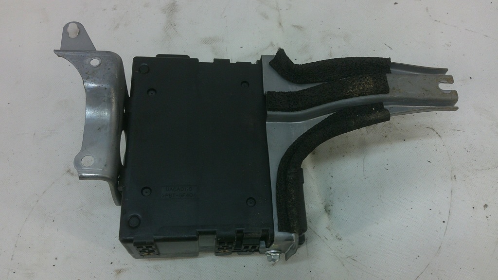 фото №1, Lexus gs 300 350 430 450h модуль / блок управления тормоза 8968048010