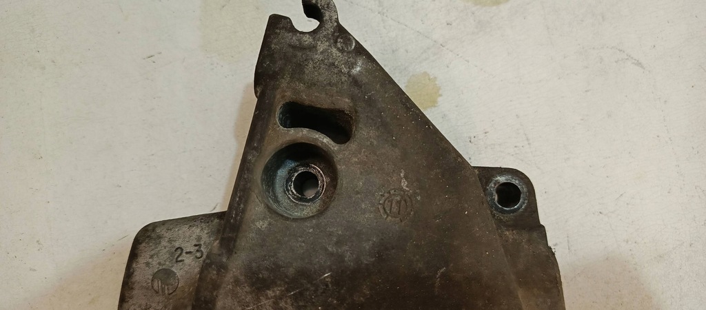 фото №4, Корпус распределительного вала renault clio iv 1.2 16v 8200591131