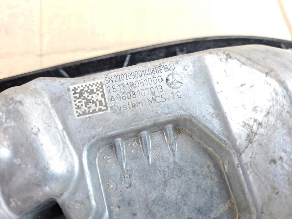 фото №8, Actros w960 mp4 mp5 ліва дзеркало камера перед