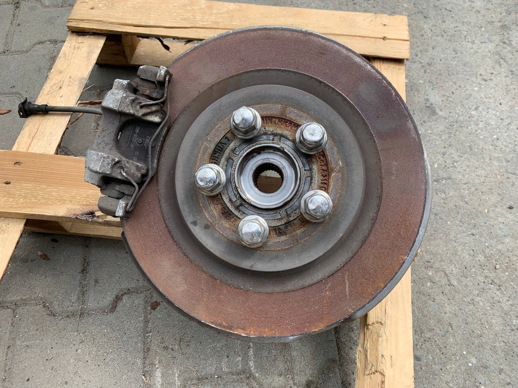 фото №1, Ford mustang mach-e rwd 75.7kwh поворотный кулак диск суппорт левый задняя