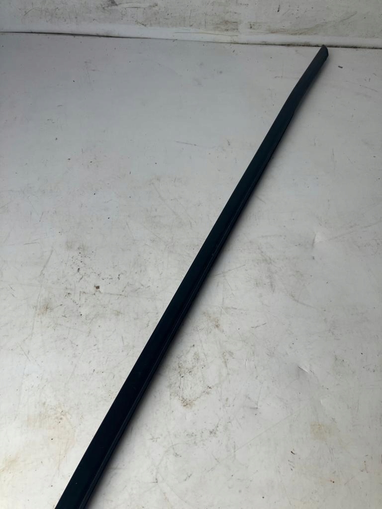 фото №3, Молдинг ущільнювач двері лівий перед ds5 #3