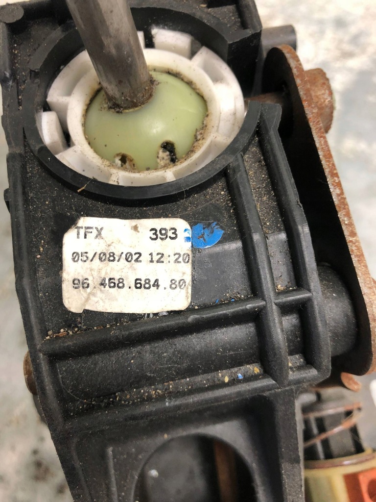 фото №6, Домкрат выборщик передач peugeot 307 9646868480