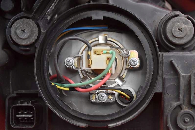 фото №8, Фара левый лампа перед eu 92101-fd0 kia rio 1 i lift 02-05