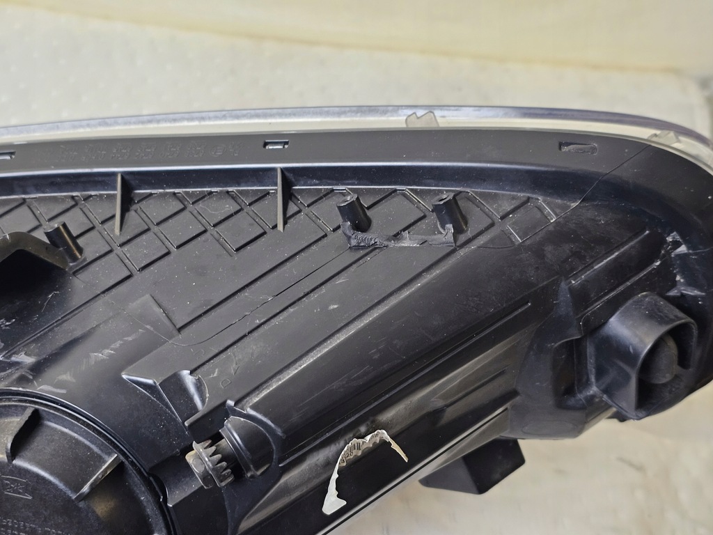 фото №12, Лампа фара перед правый правая ксенон led kia ceed ii 2 92101-a2260 r501