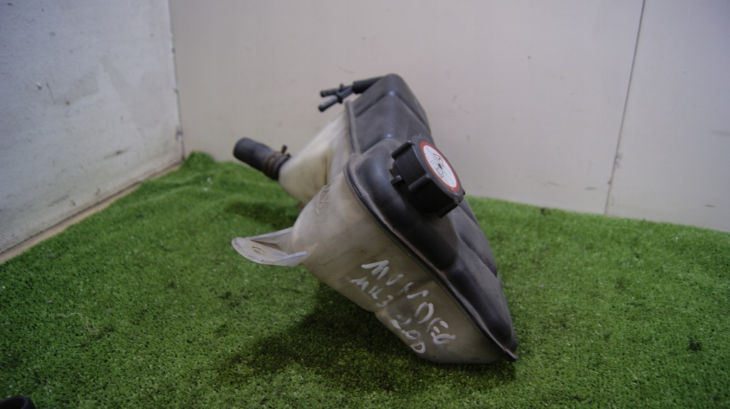 Бачок расширительный ford mondeo mk 3 1s71-8k218 Недорого