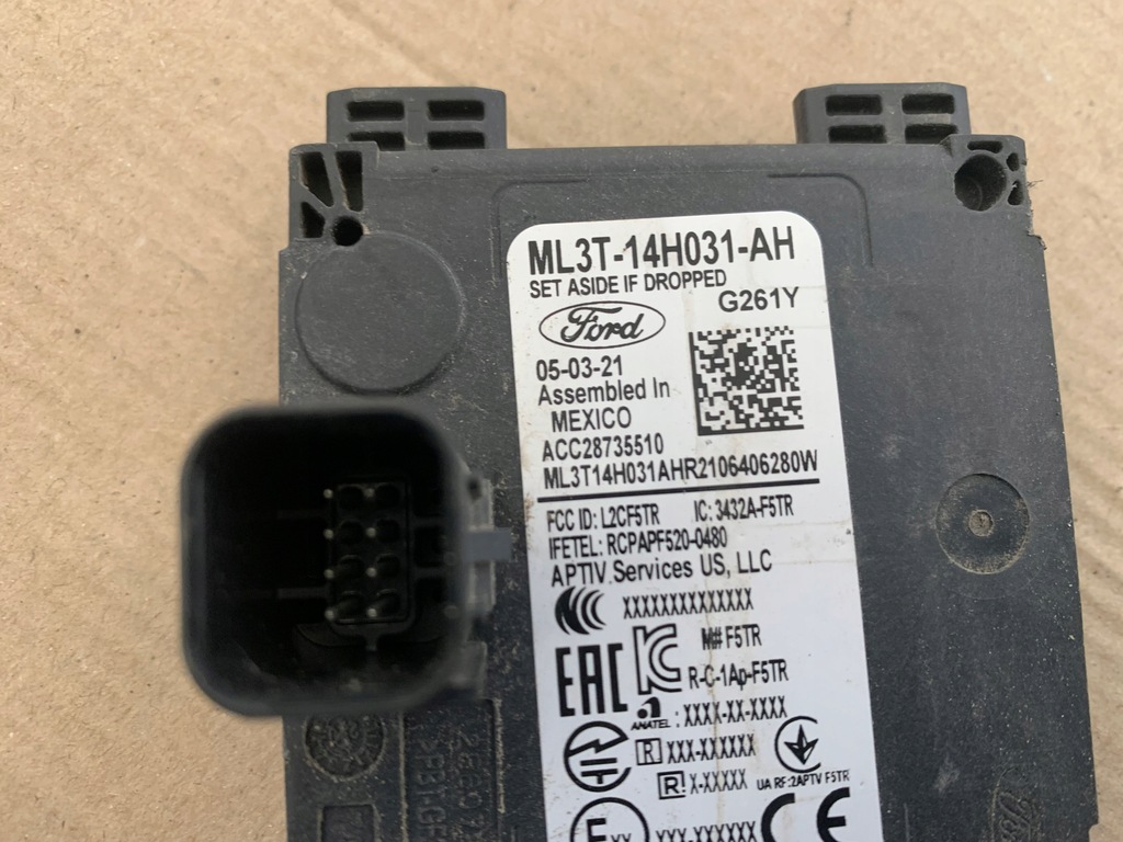 фото №10, Ford mustang mach-e 2021r rwd 75.7 kwh датчик мертвого pola левый перед