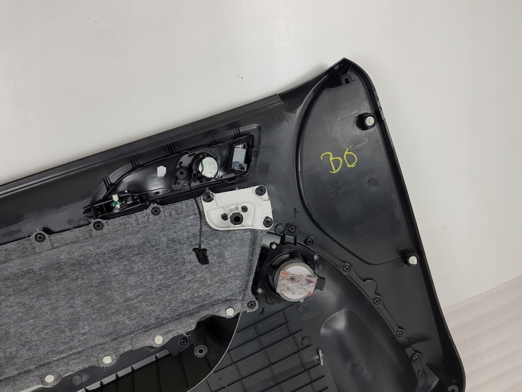 фото №10, Skoda yeti оббивка обшивка двері правий перед 5l1