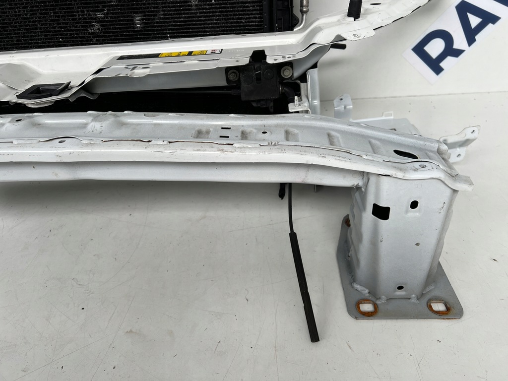 фото №7, Pas передний радиатор land rover discovery sport