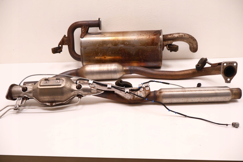 Купити Mitsubishi eclipse cross 1.5t гасник труба вихлоп