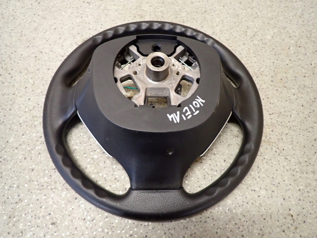 фото №7, Nissan note e12 12- колесо руля мультимедиа