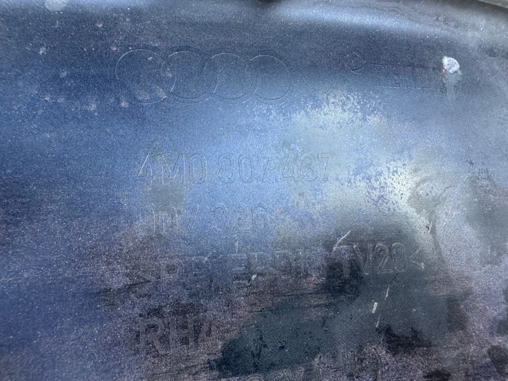 Бампер перед audi q7 4m0 s-line 4 pdc оригинал с Разборки