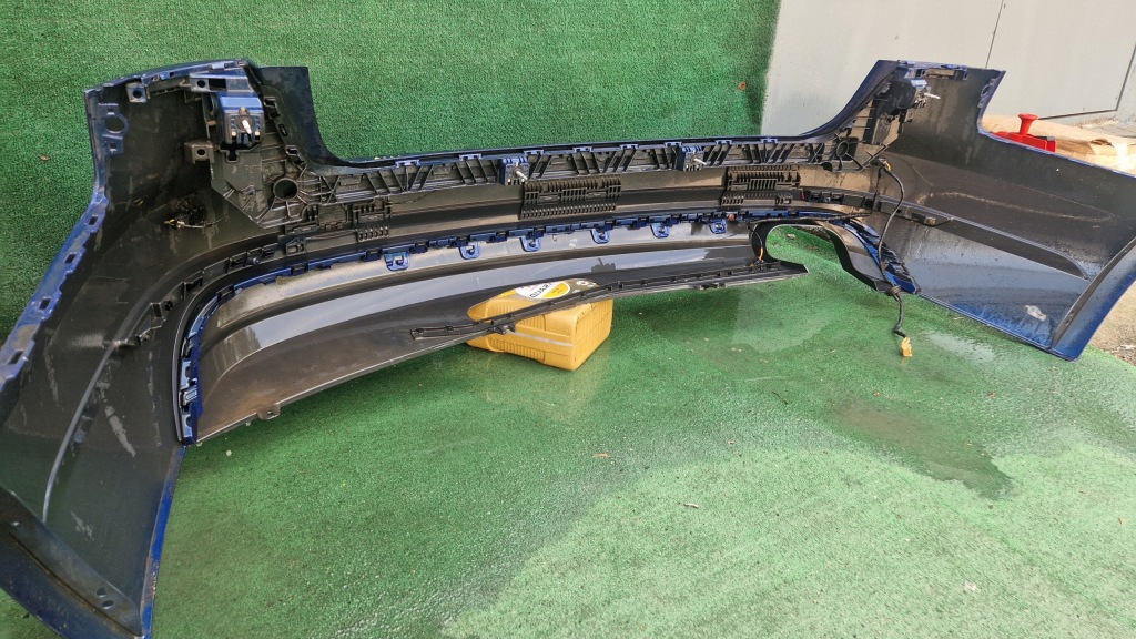 фото №13, Audi a4 b9 lx5h бампер задня kombi