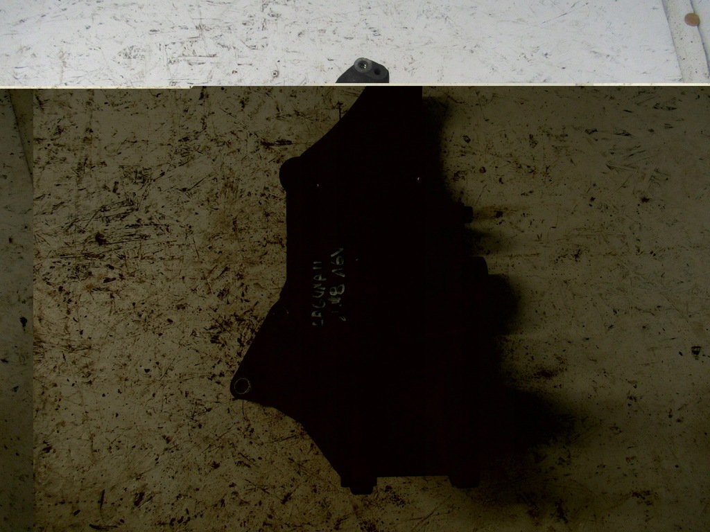 фото №1, Кронштейн кронштейн генератора renault laguna 2 1.8b 8200183234