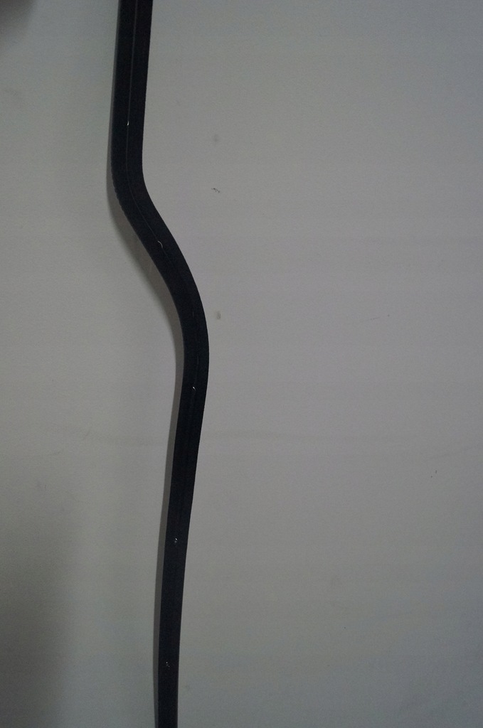 фото №1, Молдинг стекло дверь левая 6817295j00 toyota hiace