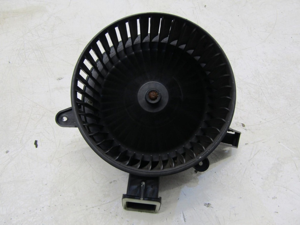 фото №1, Повітродувка вентилятор вентилятор обдув jeep renegade 5t6130100