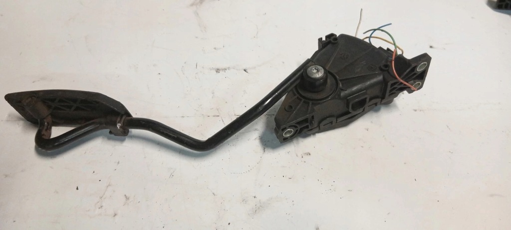 фото №1, Педаль газу nissan primera p12 18002au410