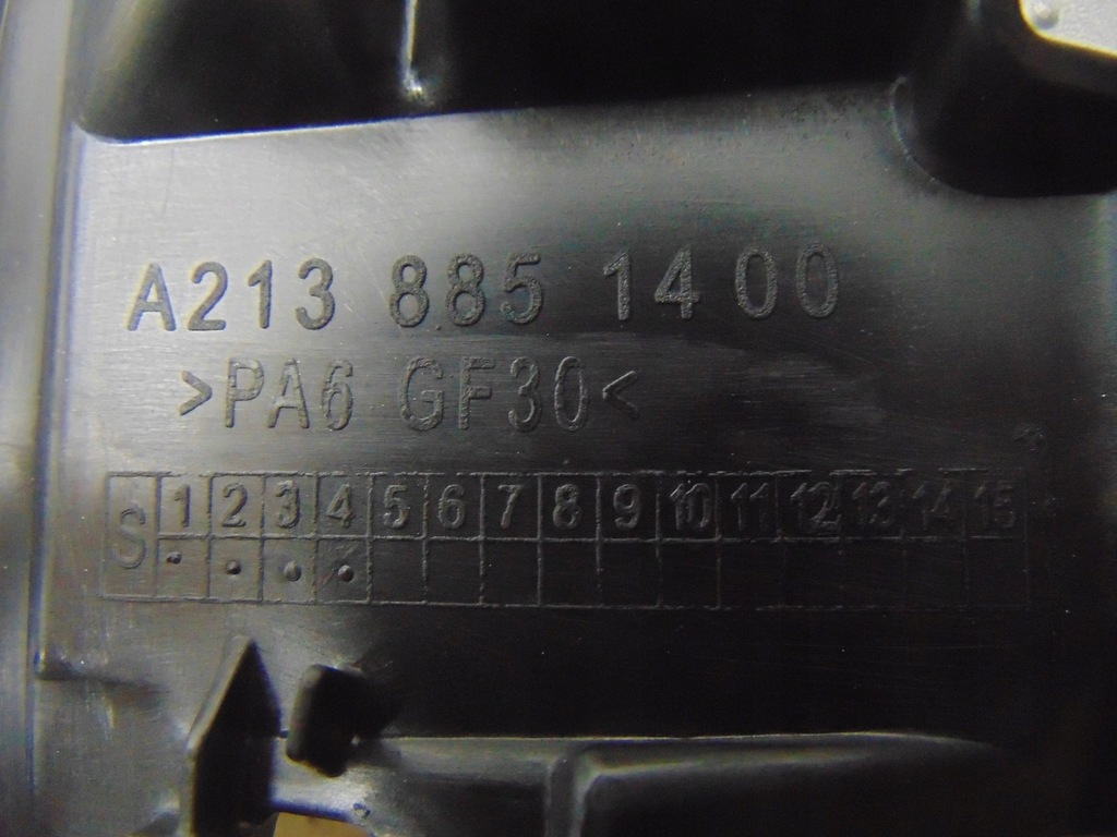 фото №12, Направляющая кронштейн противотуманной фары левая mercedes w213 новый