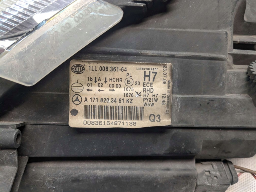 Лампа права перед передня a1718203461 лінза mercedes slk r171 рестайлінг  08- Недорого