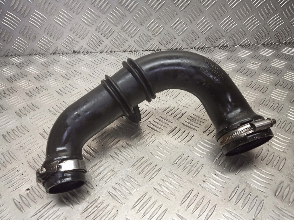 фото №1, Труба шланг інтеркулер renault thalia ii 1.5 dci 8200331958b