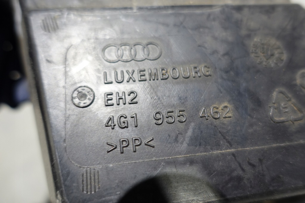 фото №7, Audi a6 c7 a7 бак омивача