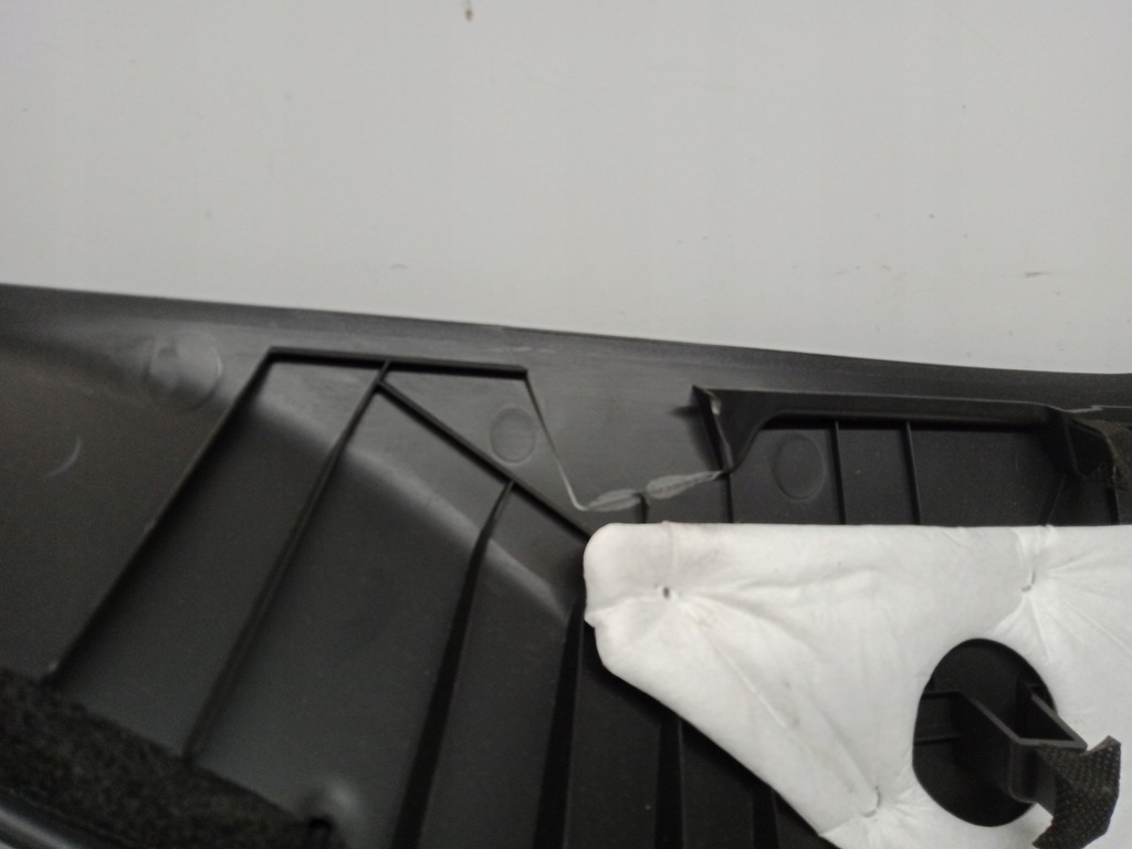 фото №12, Hyundai i30 iii hb захист стійка лівий правий задня 2017-