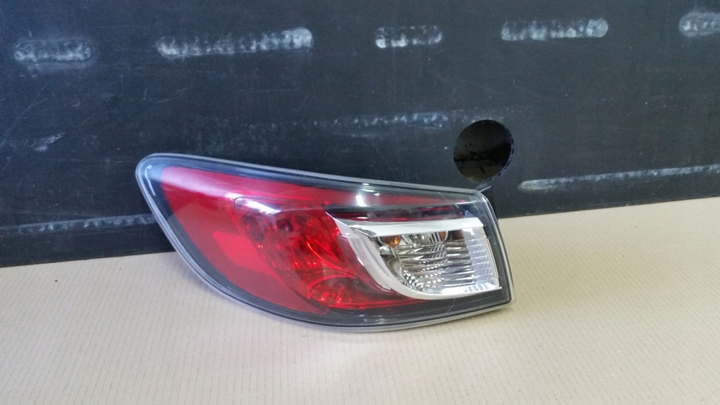 фото №7, Лампа задня права lub ліва mazda 3 bl hb 09-13