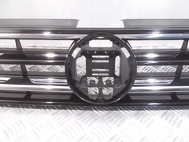 фото №8, Решётка радиатора vw tiguan ii 5na 15-20 5na853653 оригинал