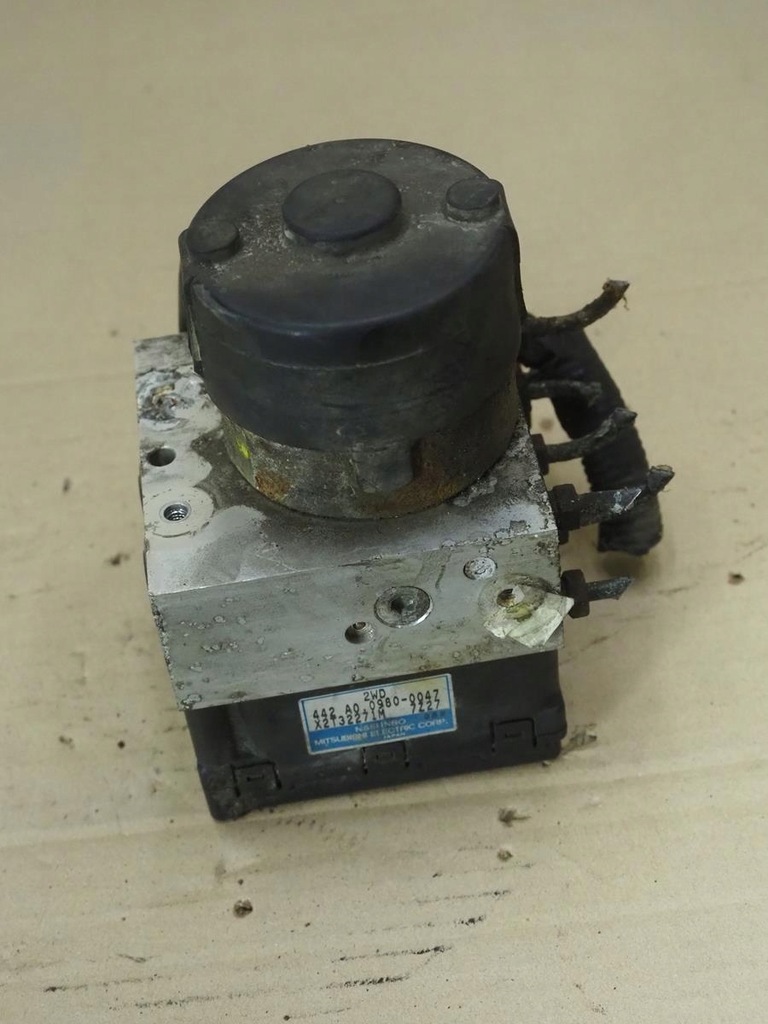 фото №15, Hyundai h-1 i насос abs 58910-4a050