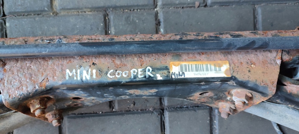 фото №2, Підрамник задня задні mini r50