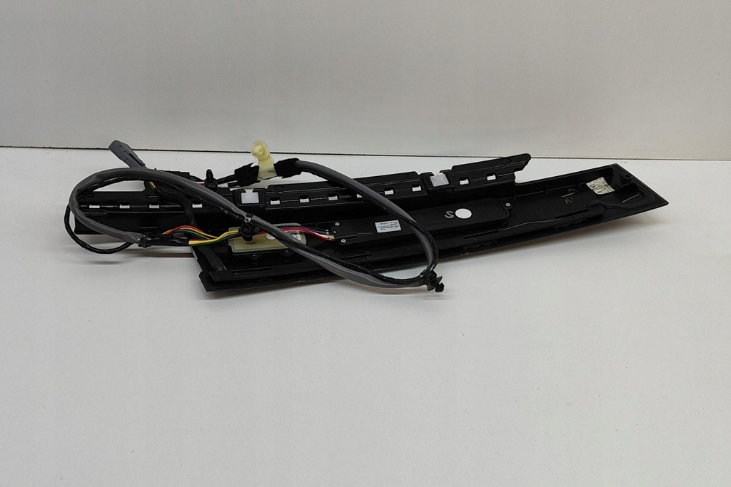 фото №5, Ford mustang mach-e права сторона вертикальна молдинг розпірки b блок двигуна lj8t-14a6