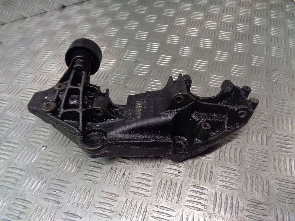 Купить Кронштейн кронштейн генератора renault trafic 1 2.0 dci 8200881264