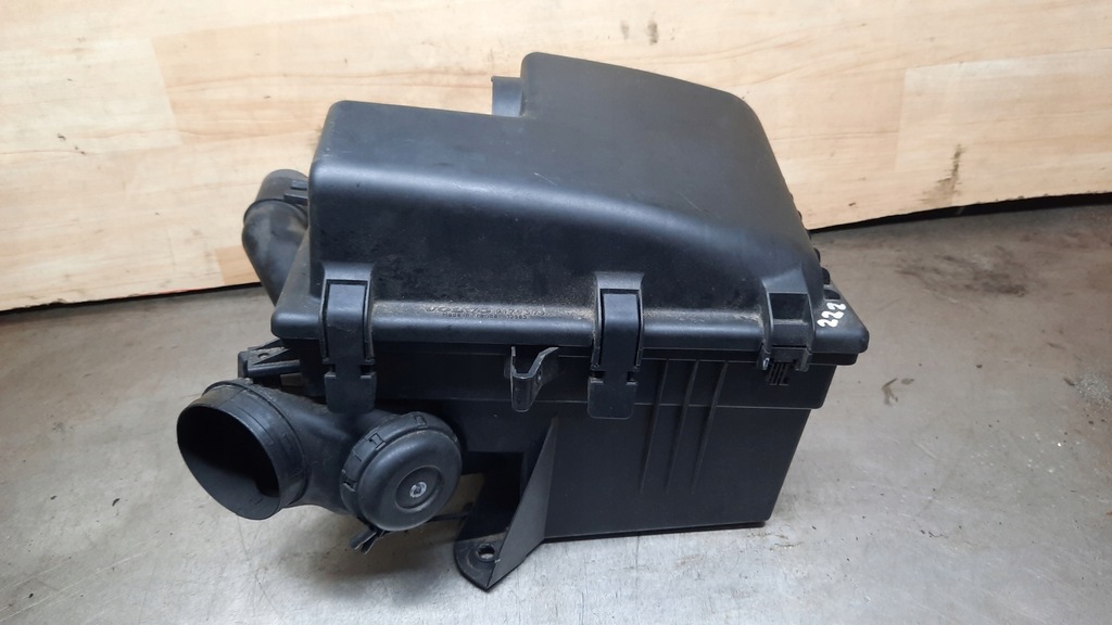 фото №4, Корпус фильтра воздуха 9179373 volvo s60 2.4b