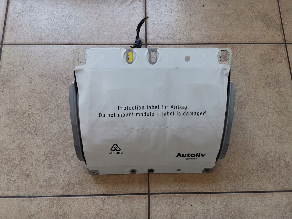 фото №1, Volvo v50 s40 c30 c70 - подушка безопасности подушка воздушная