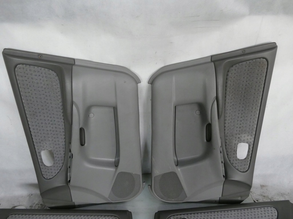 фото №15, Mazda 626 gf v sedan сиденье заднее сиденье обшивка комплект