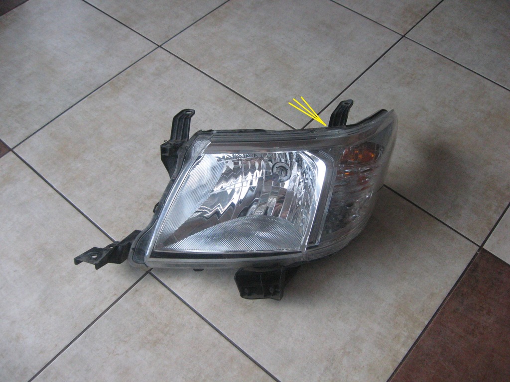 фото №1, Левая - лампа - toyota hilux - lift - 2012-2016