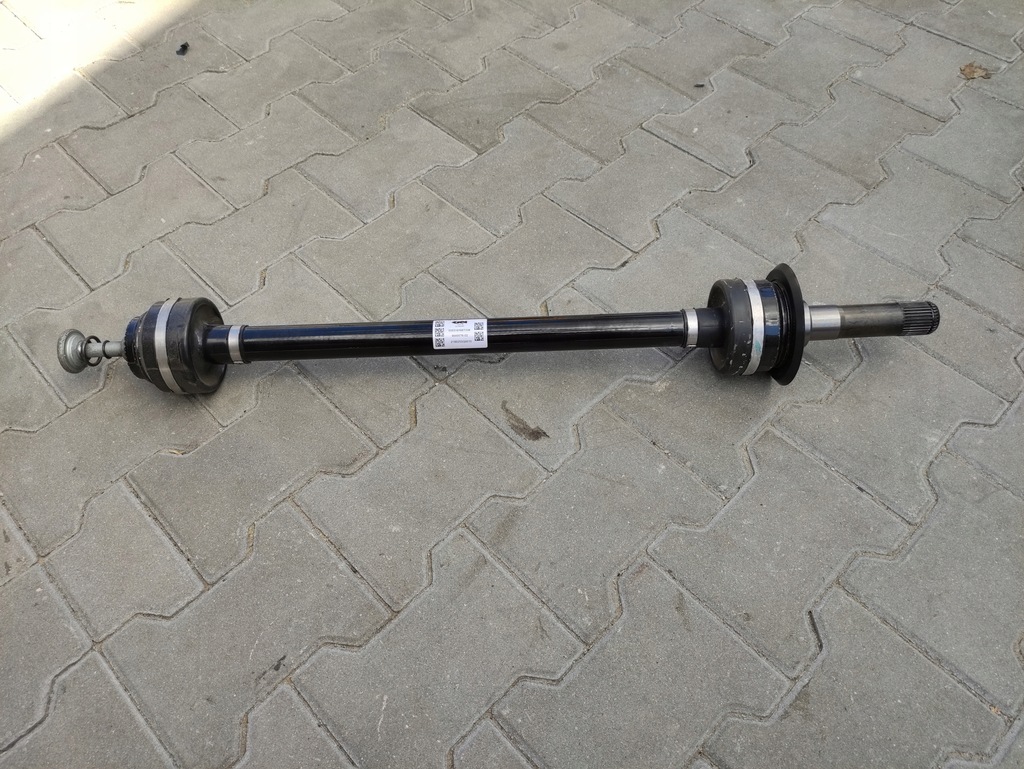 фото №1, Приводной вал задняя задняя правая bmw 8 g14 g15 8689578