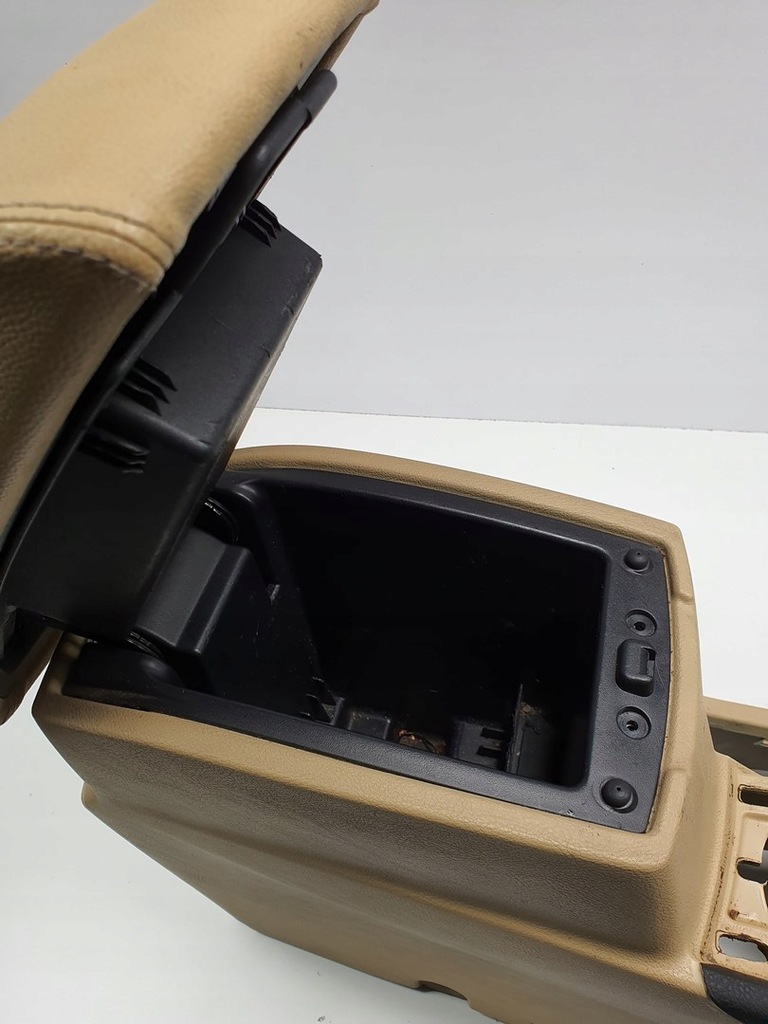 фото №7, Туннель средний подлокотник ford mondeo mk4 eu