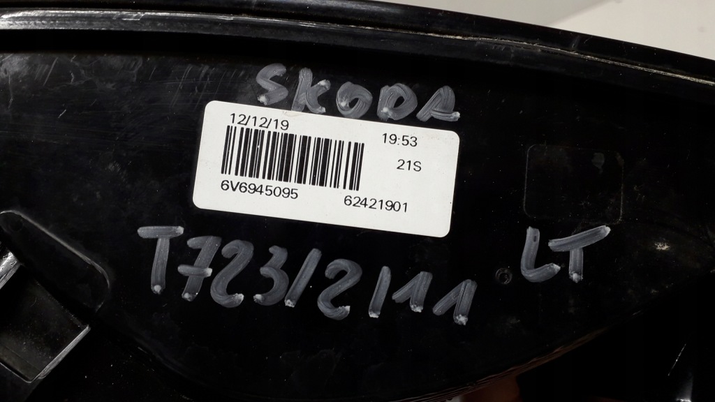 фото №9, Skoda fabia 3 iii hb 14- лампа левая задняя 6v6945095